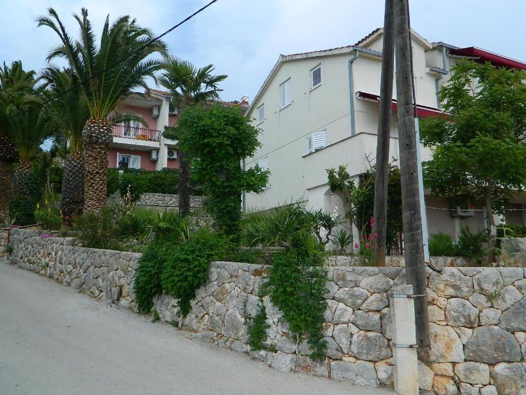 Apartments And Rooms Darinka Vrboska Zewnętrze zdjęcie